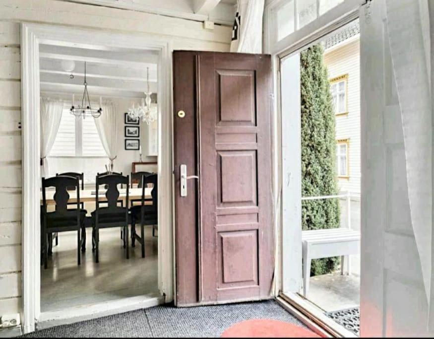 Kvammehuset Pa Gamle Laerdalsoyri Villa Eksteriør billede