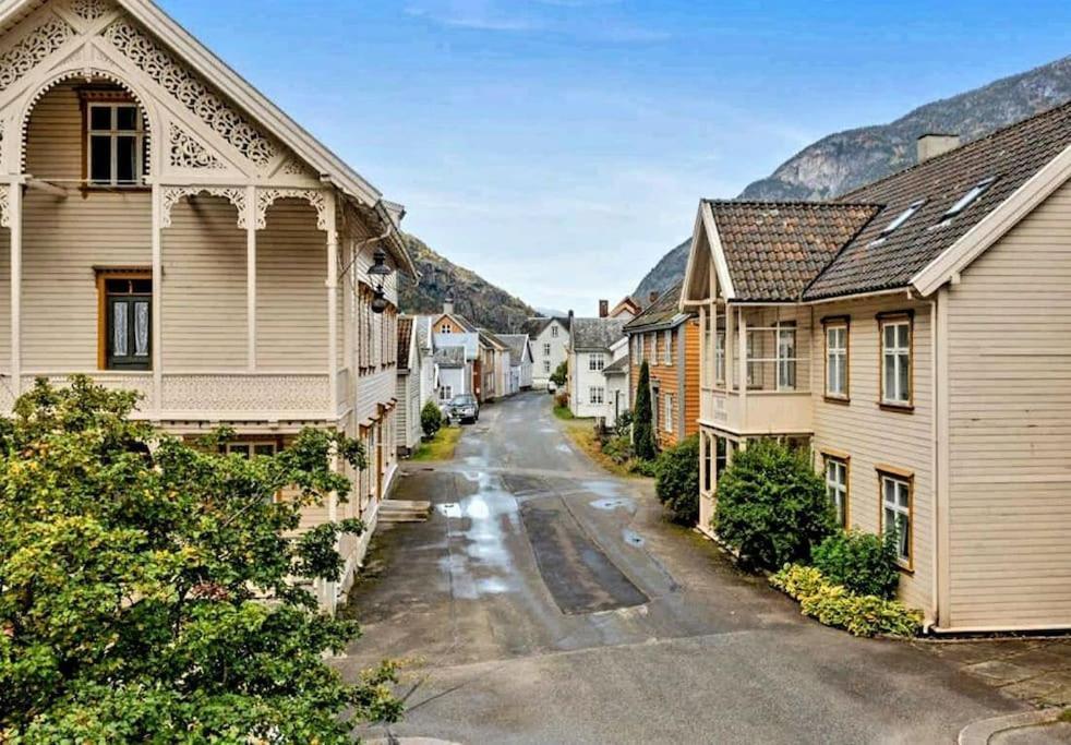 Kvammehuset Pa Gamle Laerdalsoyri Villa Eksteriør billede